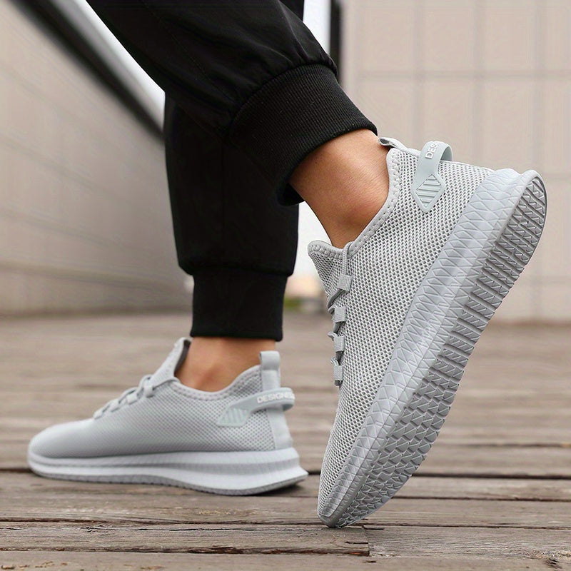 Run | Men's Lightweight Lace-Up Running Shoes