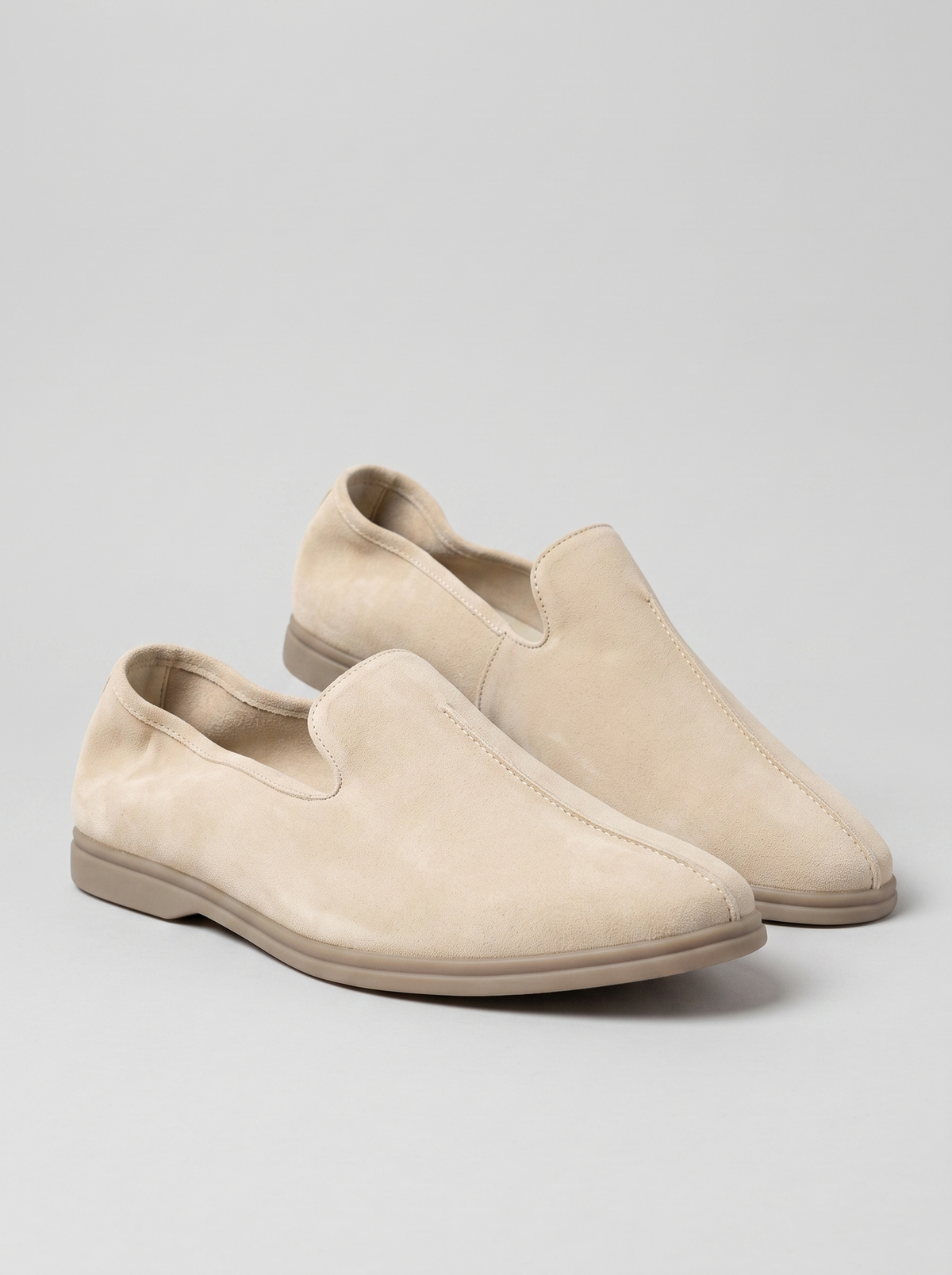 Stirling beige zachte loafers paar driekwart