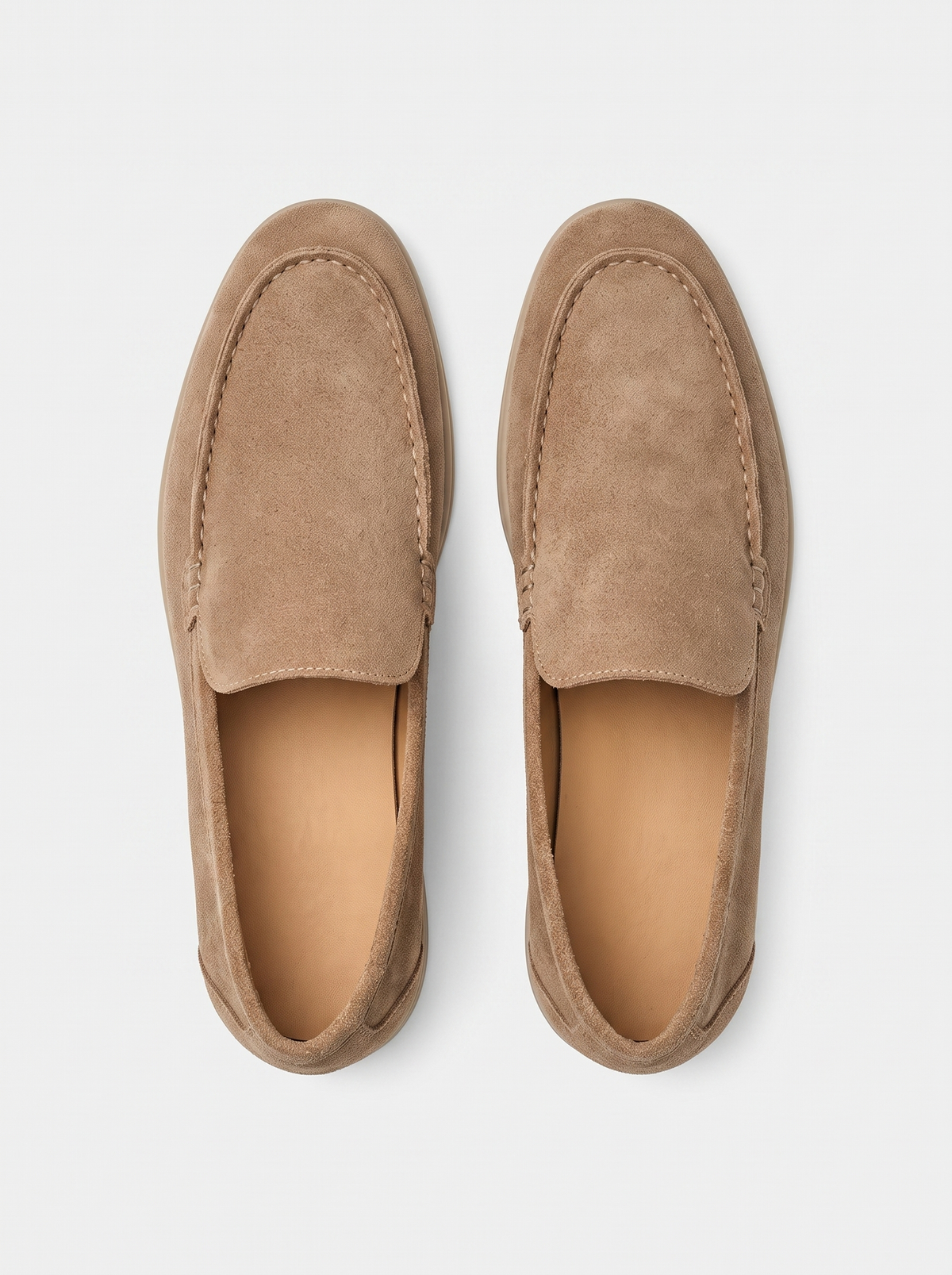 Luxe caramel suede instapschoenen bovenaanzicht