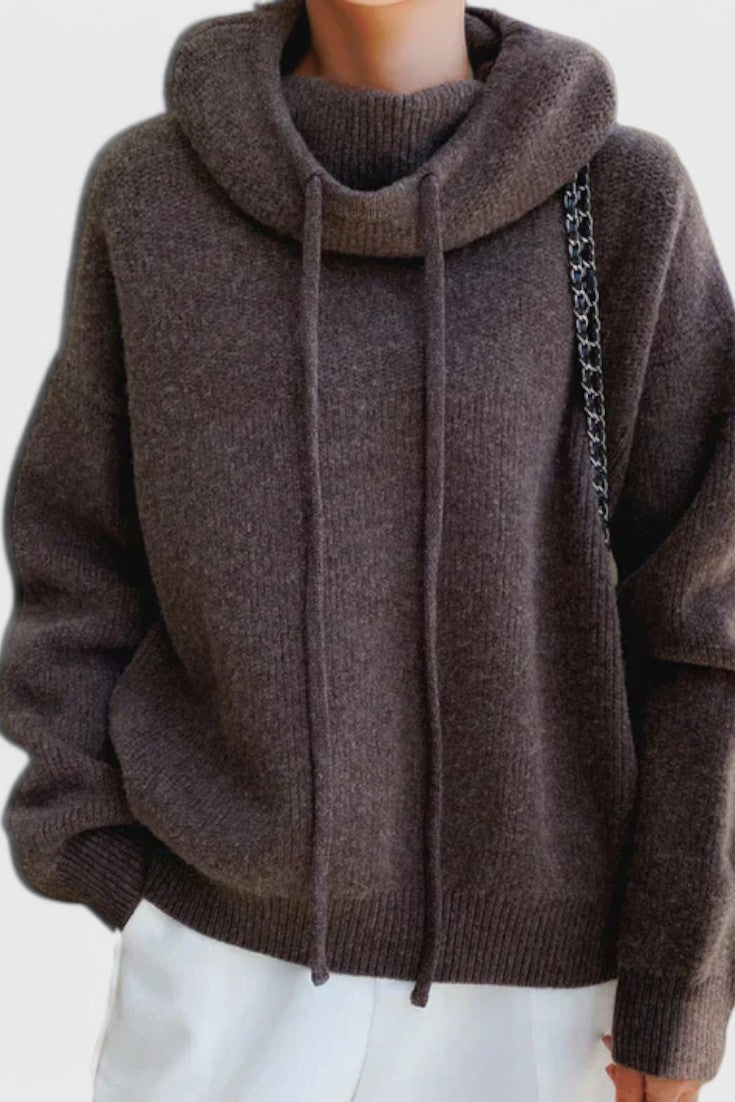Gloria Classic Wool Sweater with Elegant Design